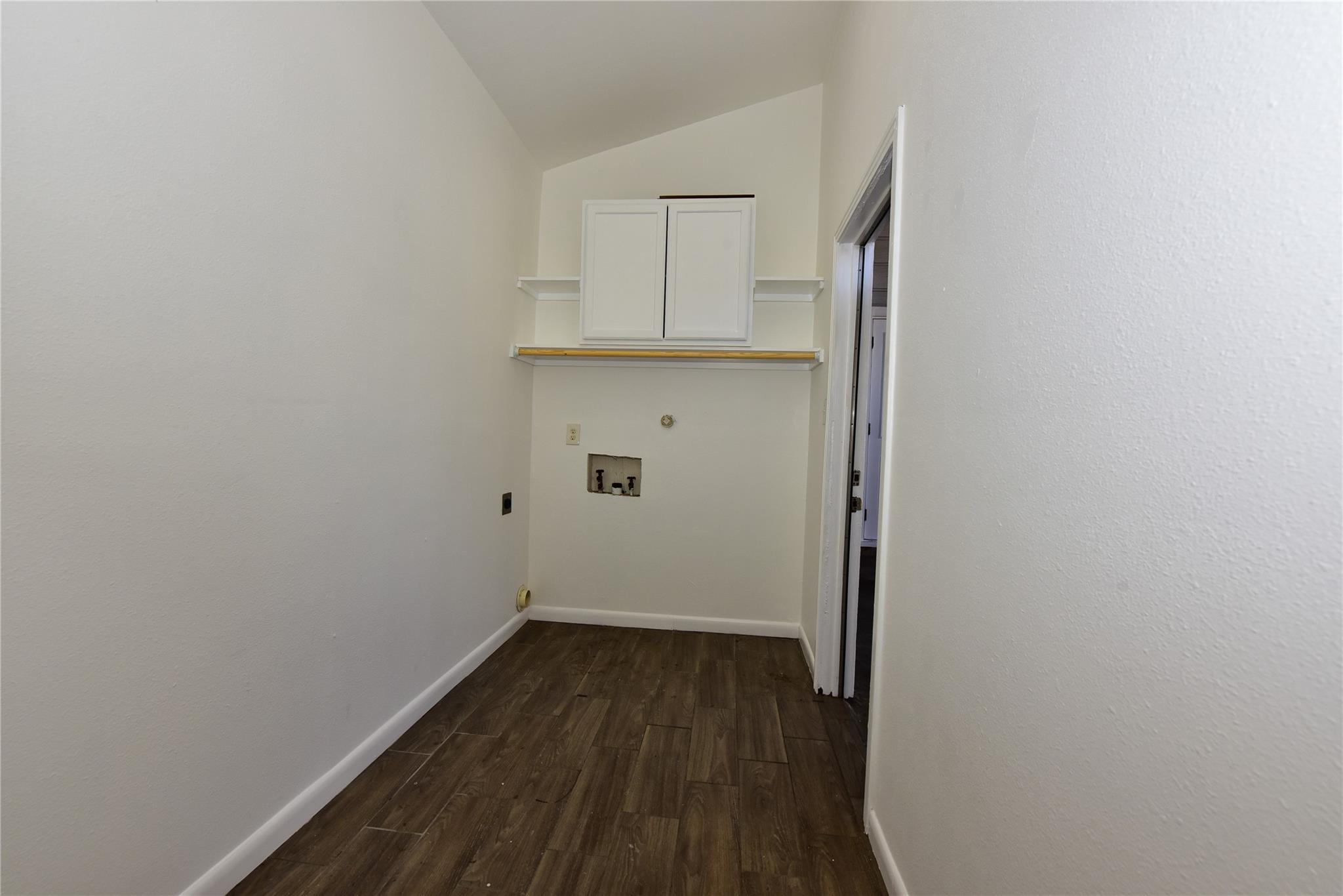 7605 Carriage Dr, Austin, TX 78752