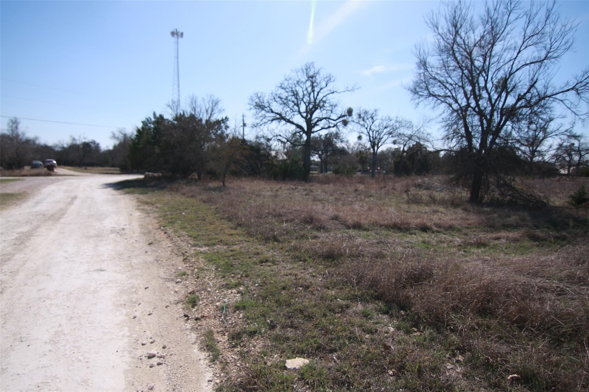 105 Daisy Ln, Dripping Springs, TX 78620