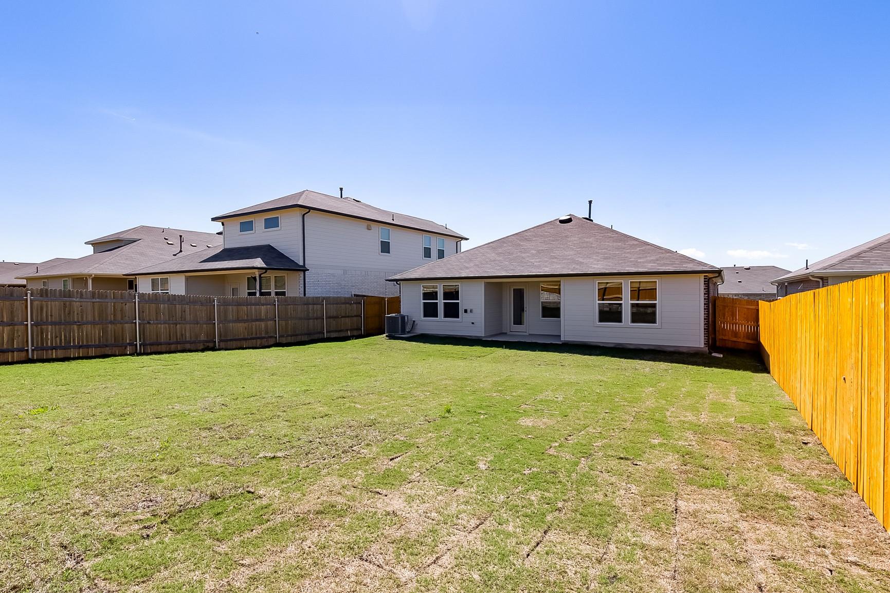 237 Sky Meadows Cir, San Marcos, TX 78666