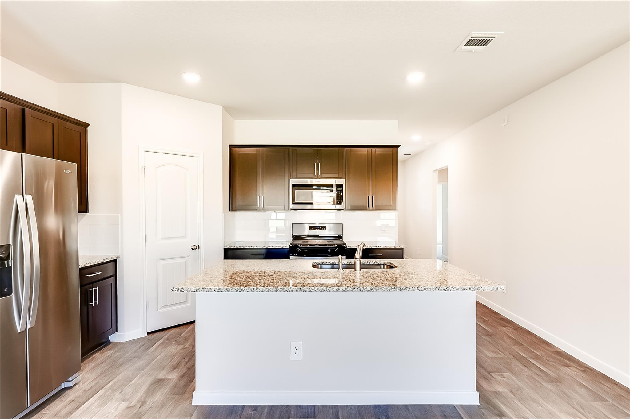 237 Sky Meadows Cir, San Marcos, TX 78666