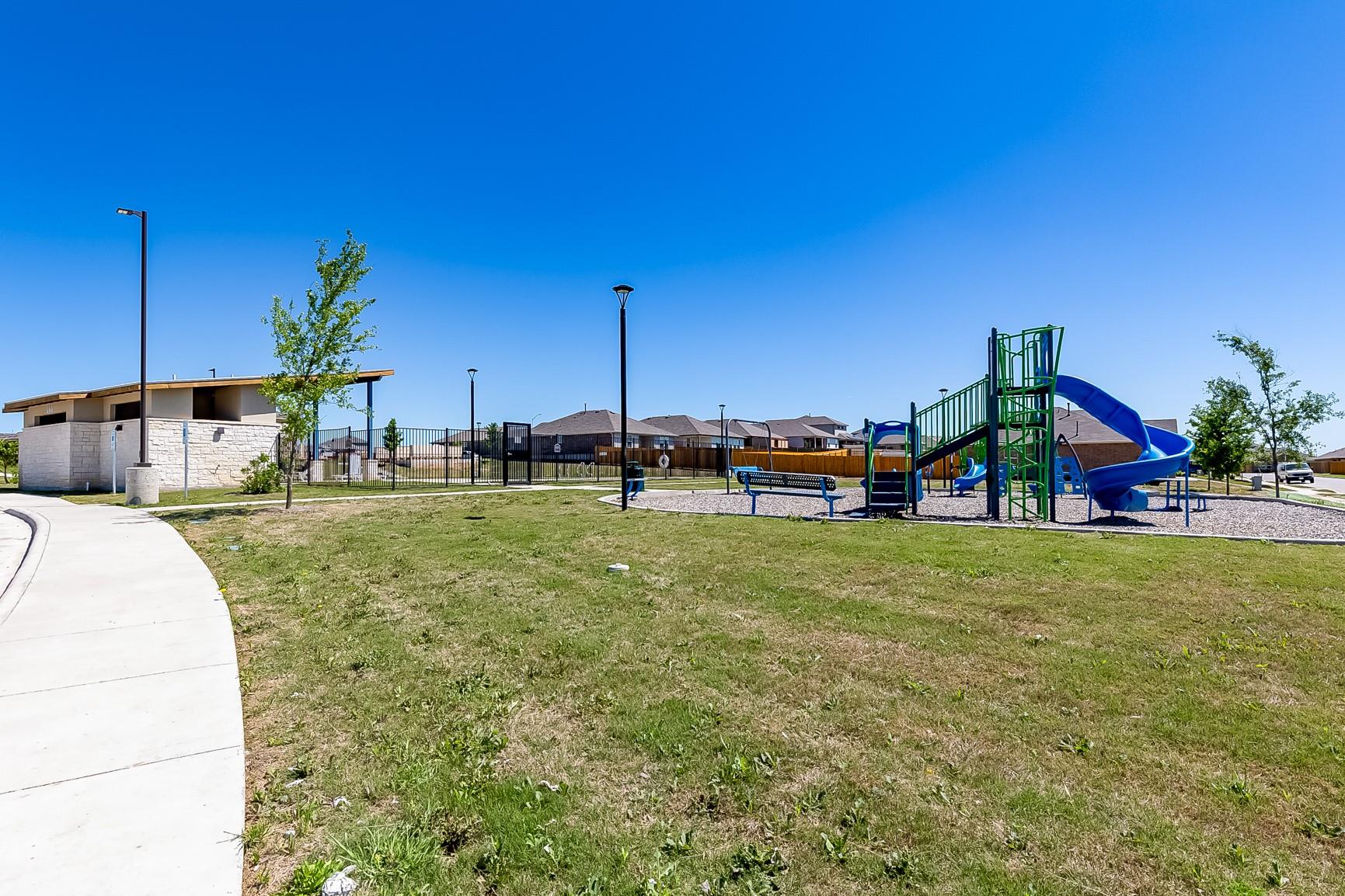 237 Sky Meadows Cir, San Marcos, TX 78666