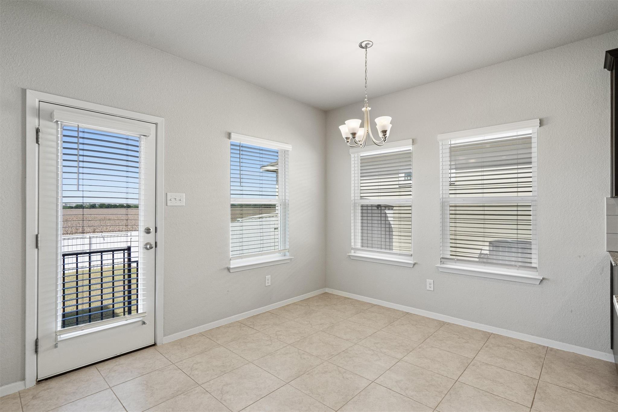 2711 Winding Creek Rd, Kyle, TX 78640