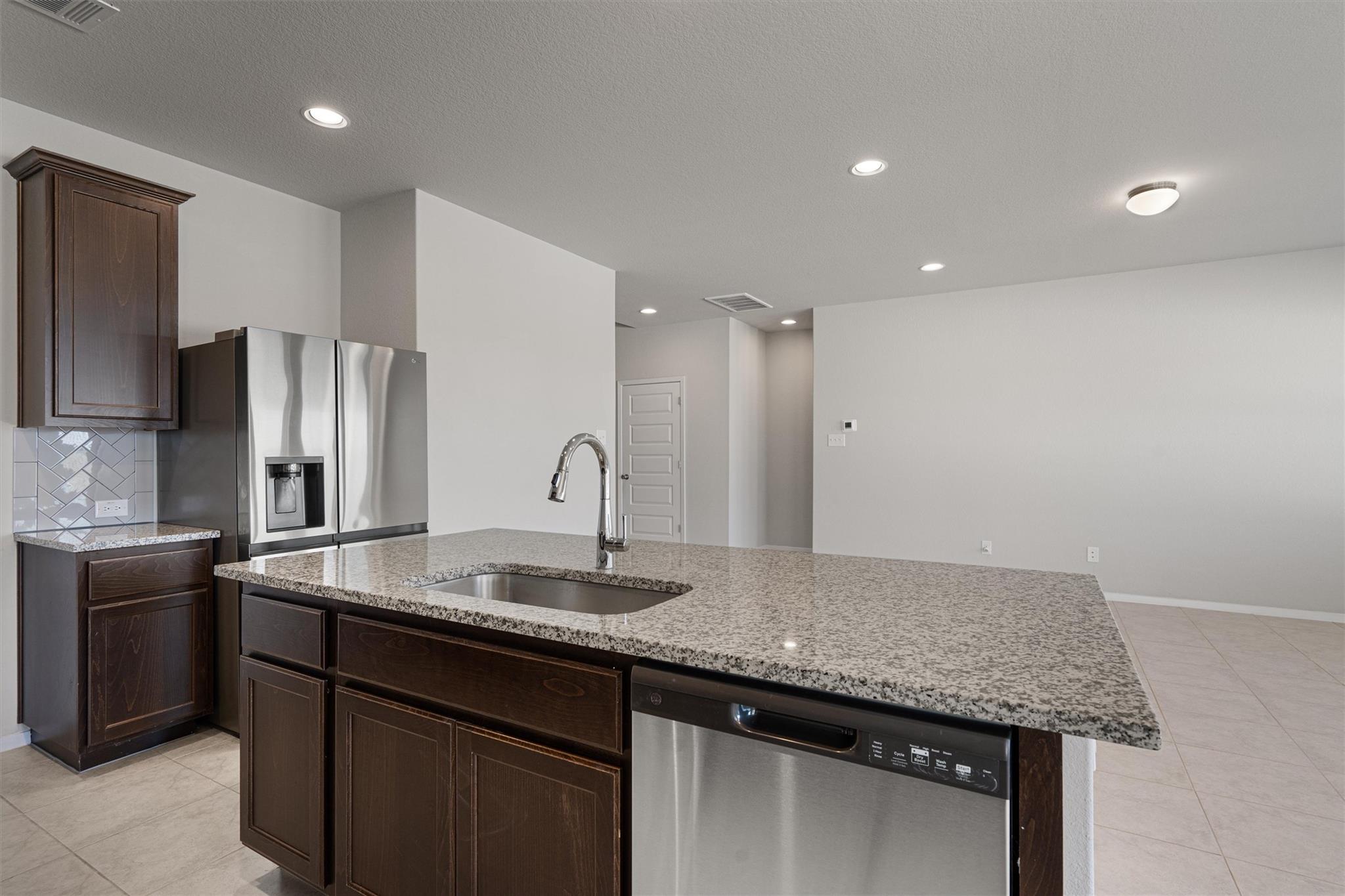 2711 Winding Creek Rd, Kyle, TX 78640