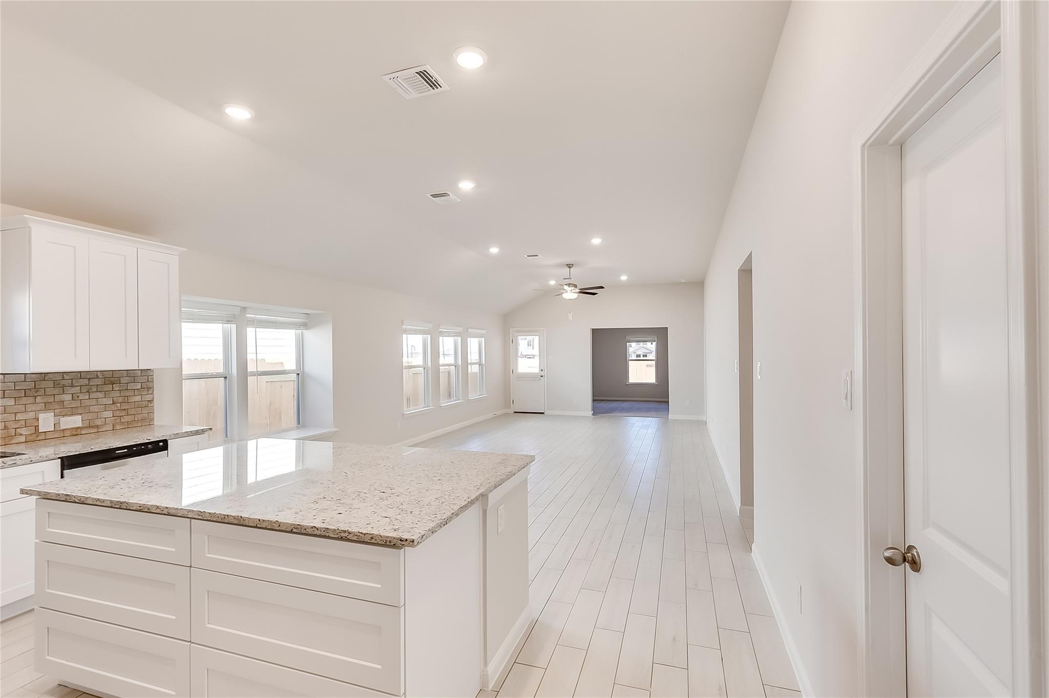 125 Comet Pointe Dr, Georgetown, TX 78628