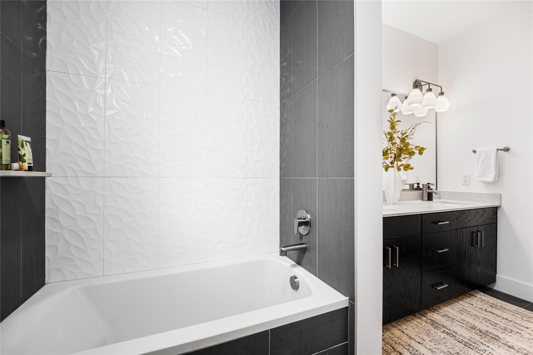 1615 E 7th St # 208, Austin, TX 78702