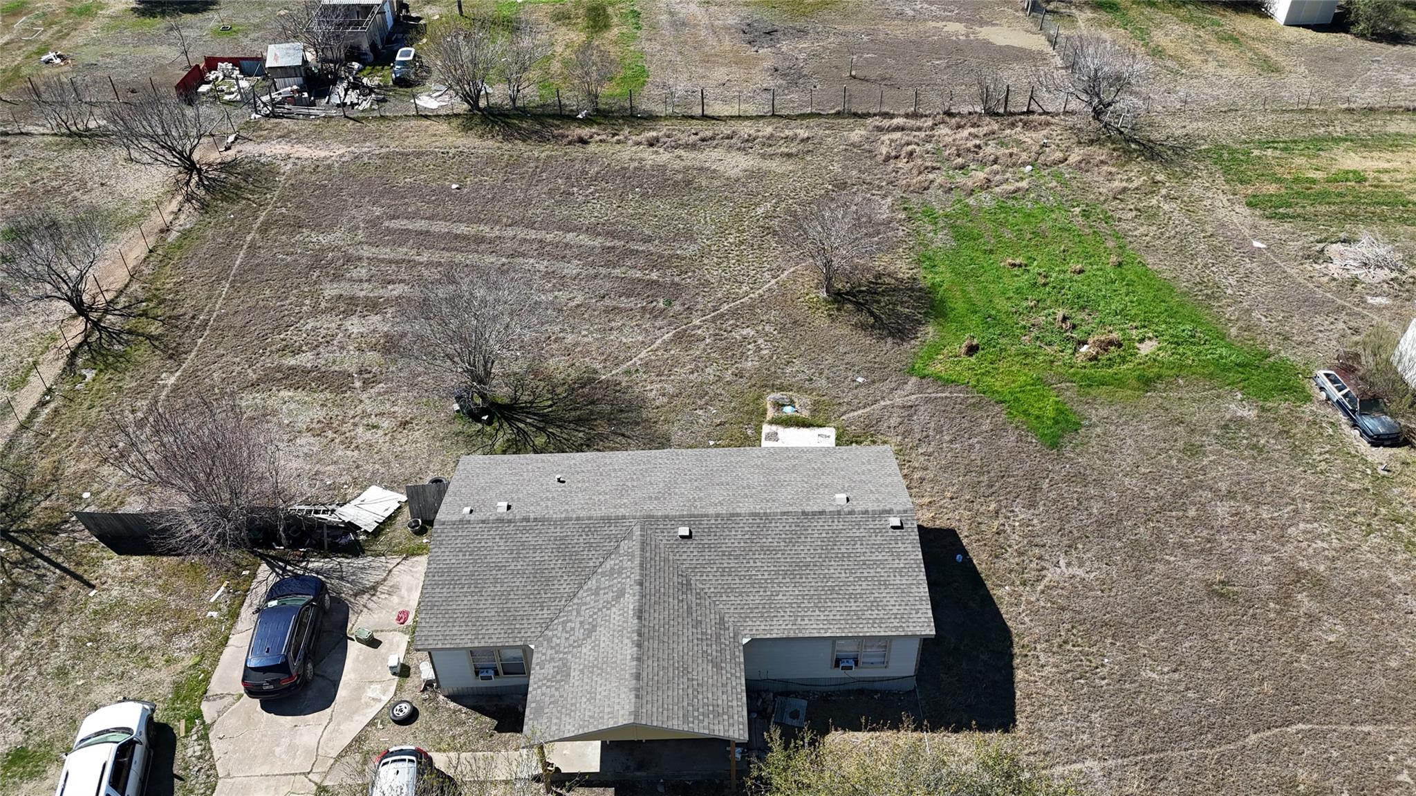 7113 Maverick Ct, Buda, TX 78610