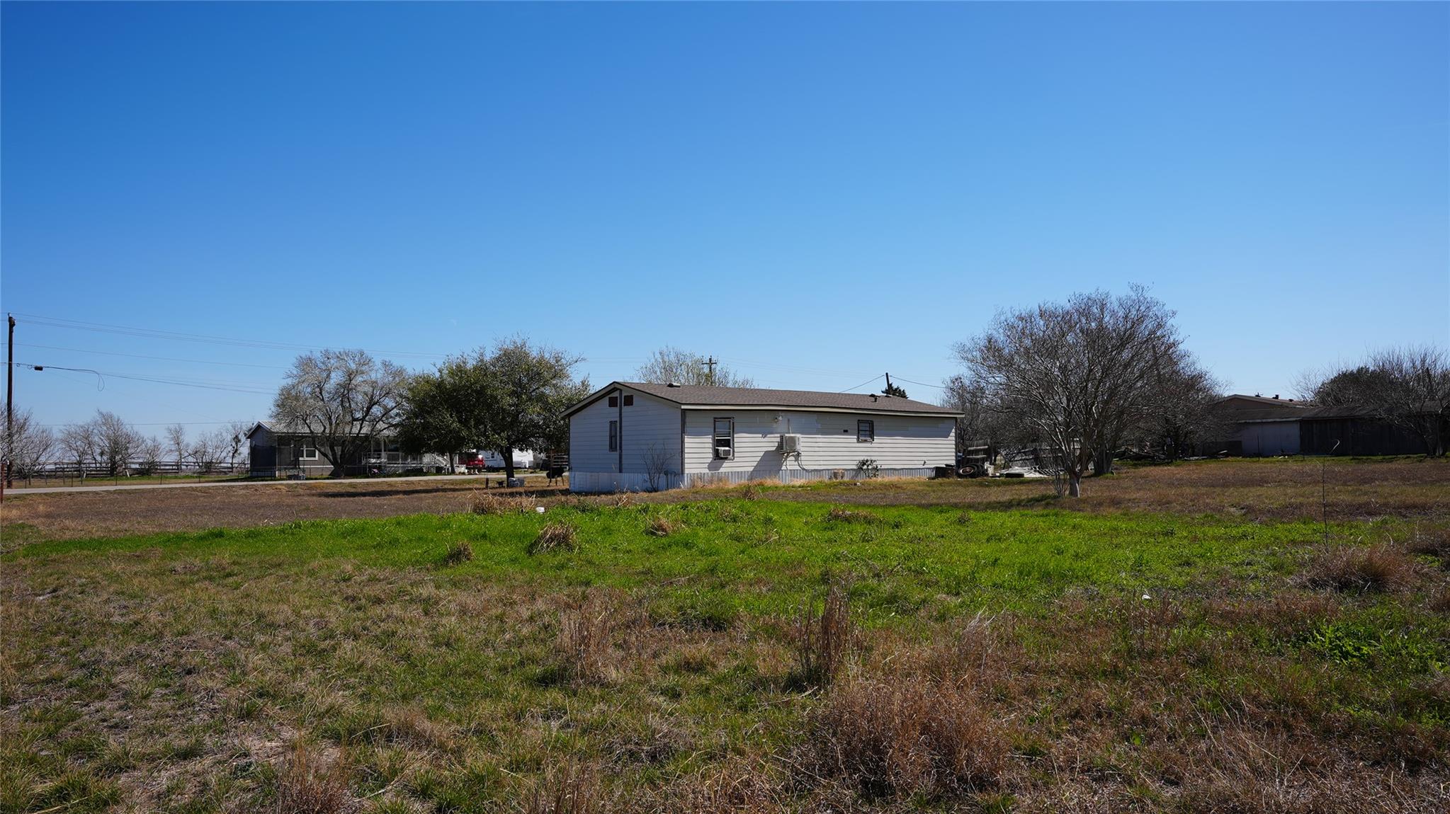 7113 Maverick Ct, Buda, TX 78610