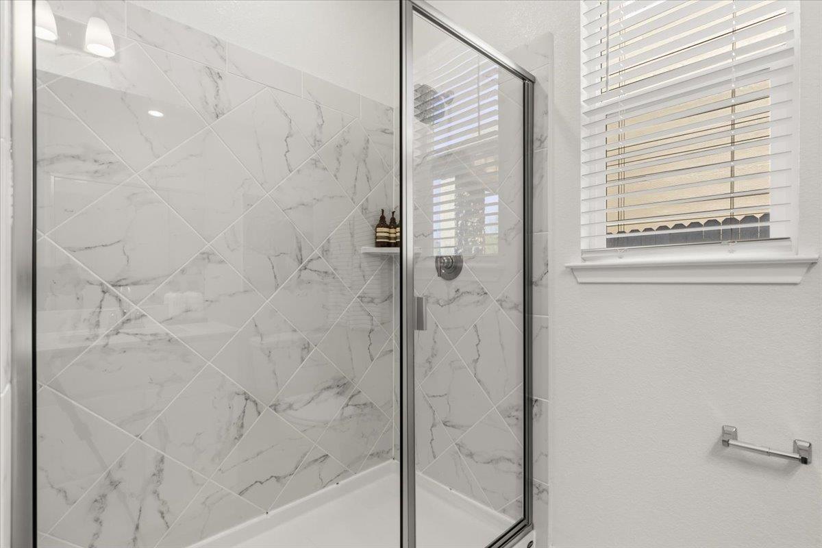 6909 Daniel Ranch Dr, Austin, TX 78744