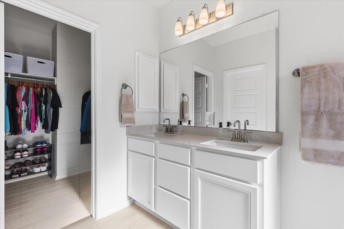 6909 Daniel Ranch Dr, Austin, TX 78744