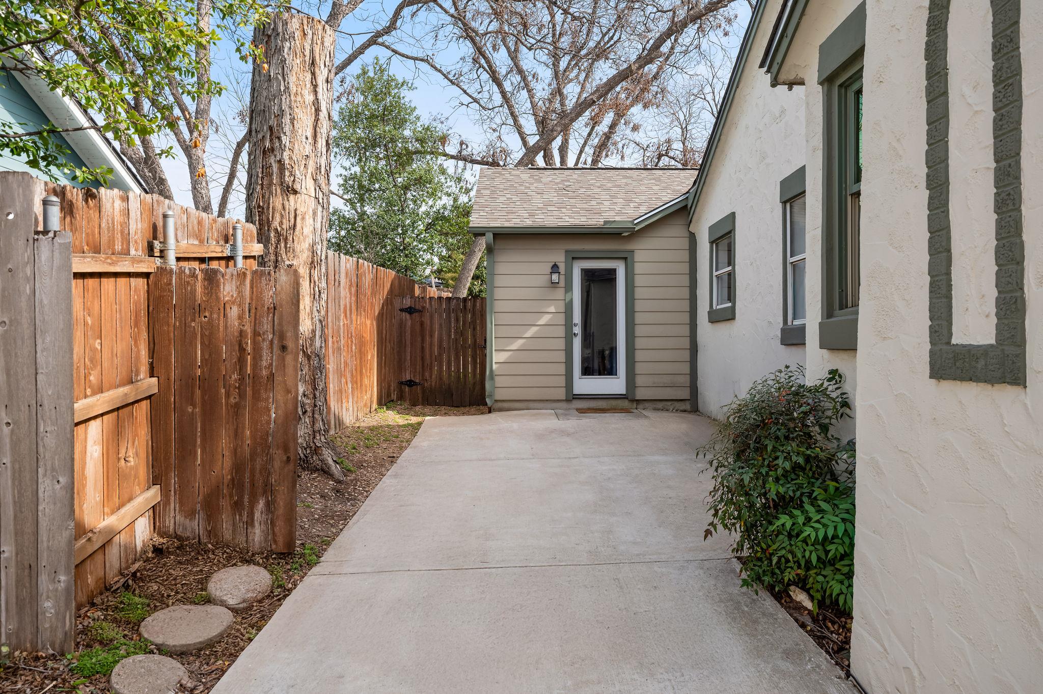 1505 Wethersfield Rd, Austin, TX 78703