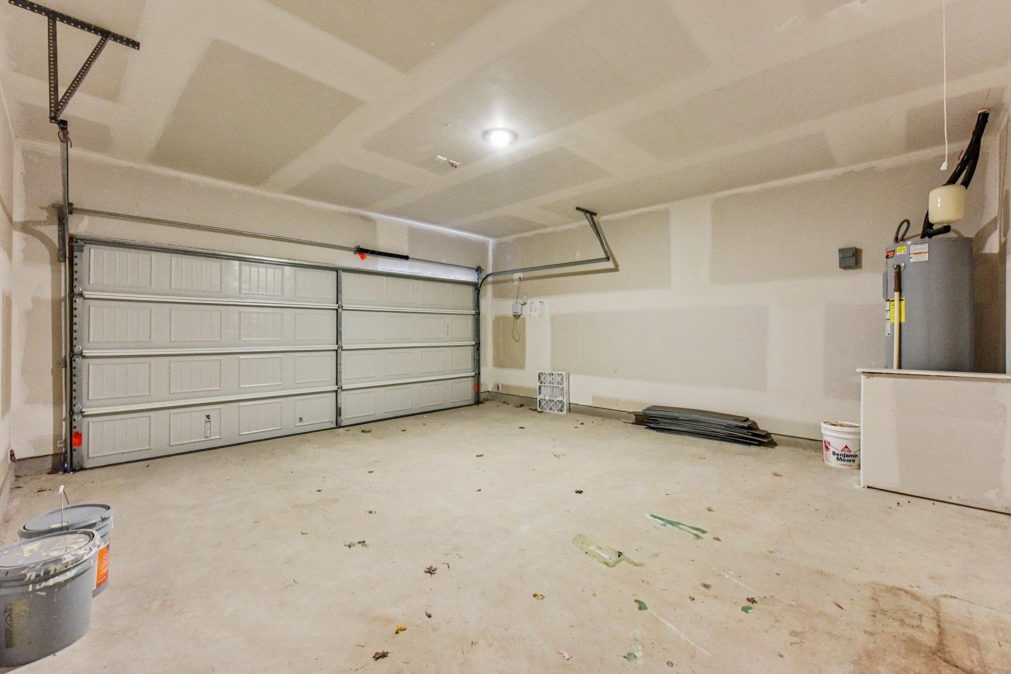 312 The Bad Way, Jarrell, TX 76537