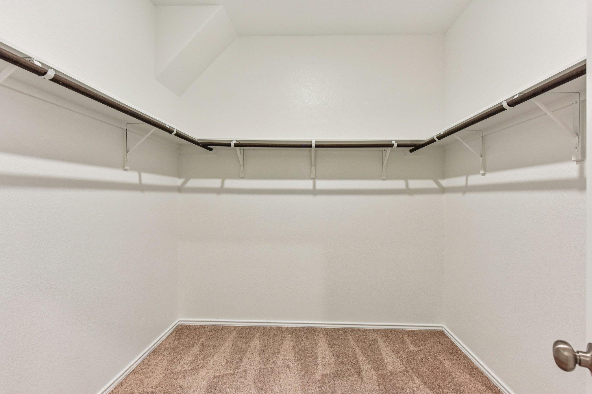 312 The Bad Way, Jarrell, TX 76537