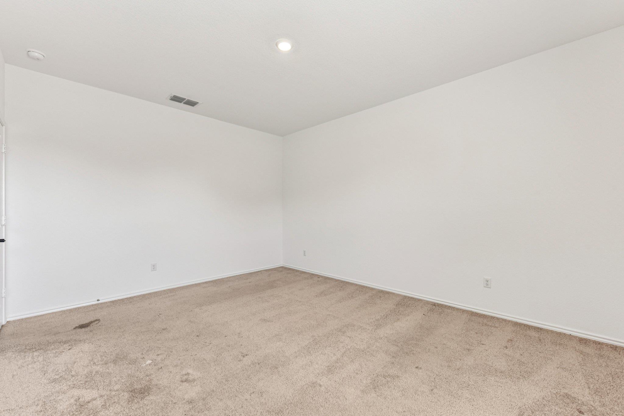 312 The Bad Way, Jarrell, TX 76537