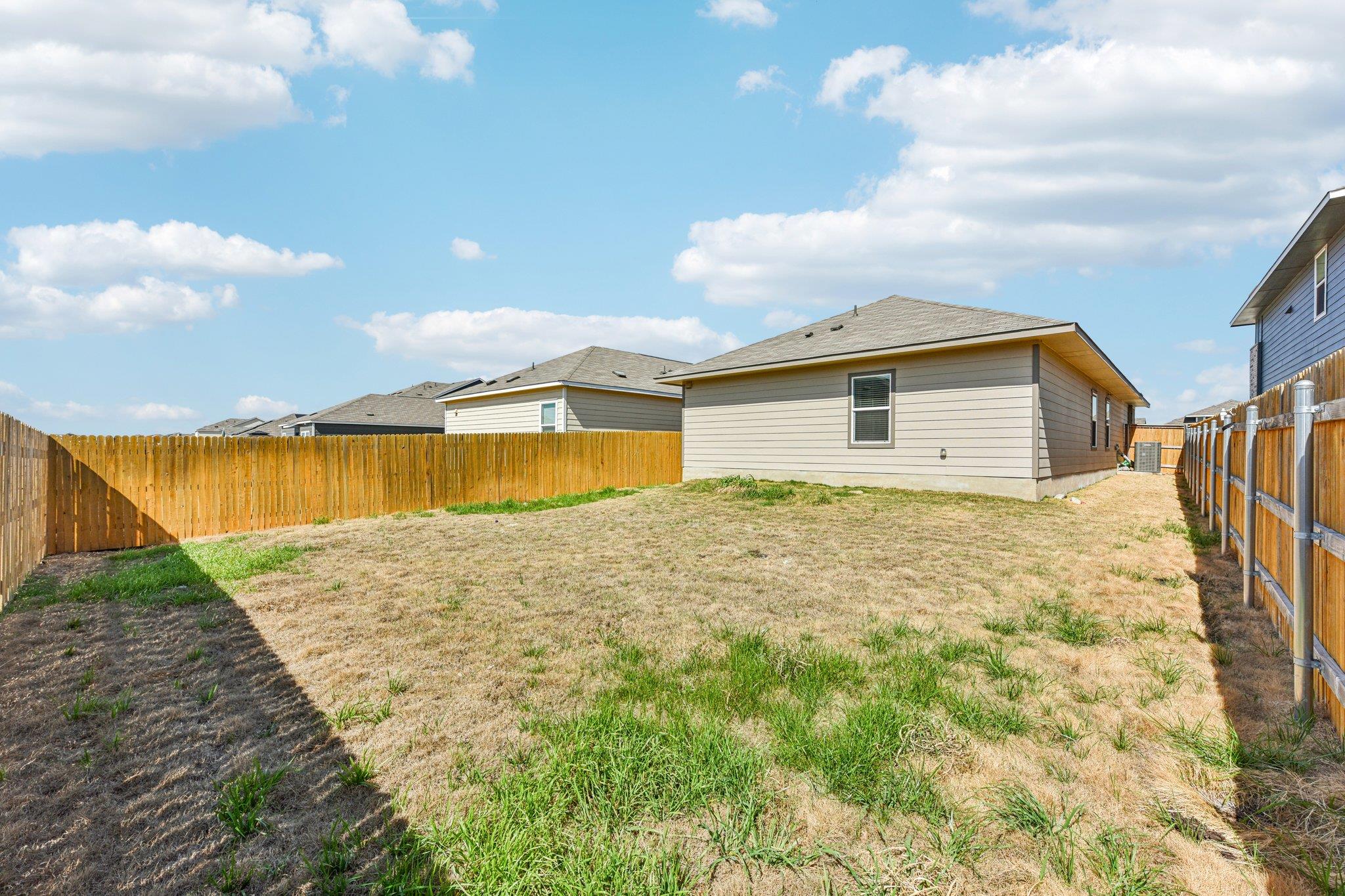 312 The Bad Way, Jarrell, TX 76537