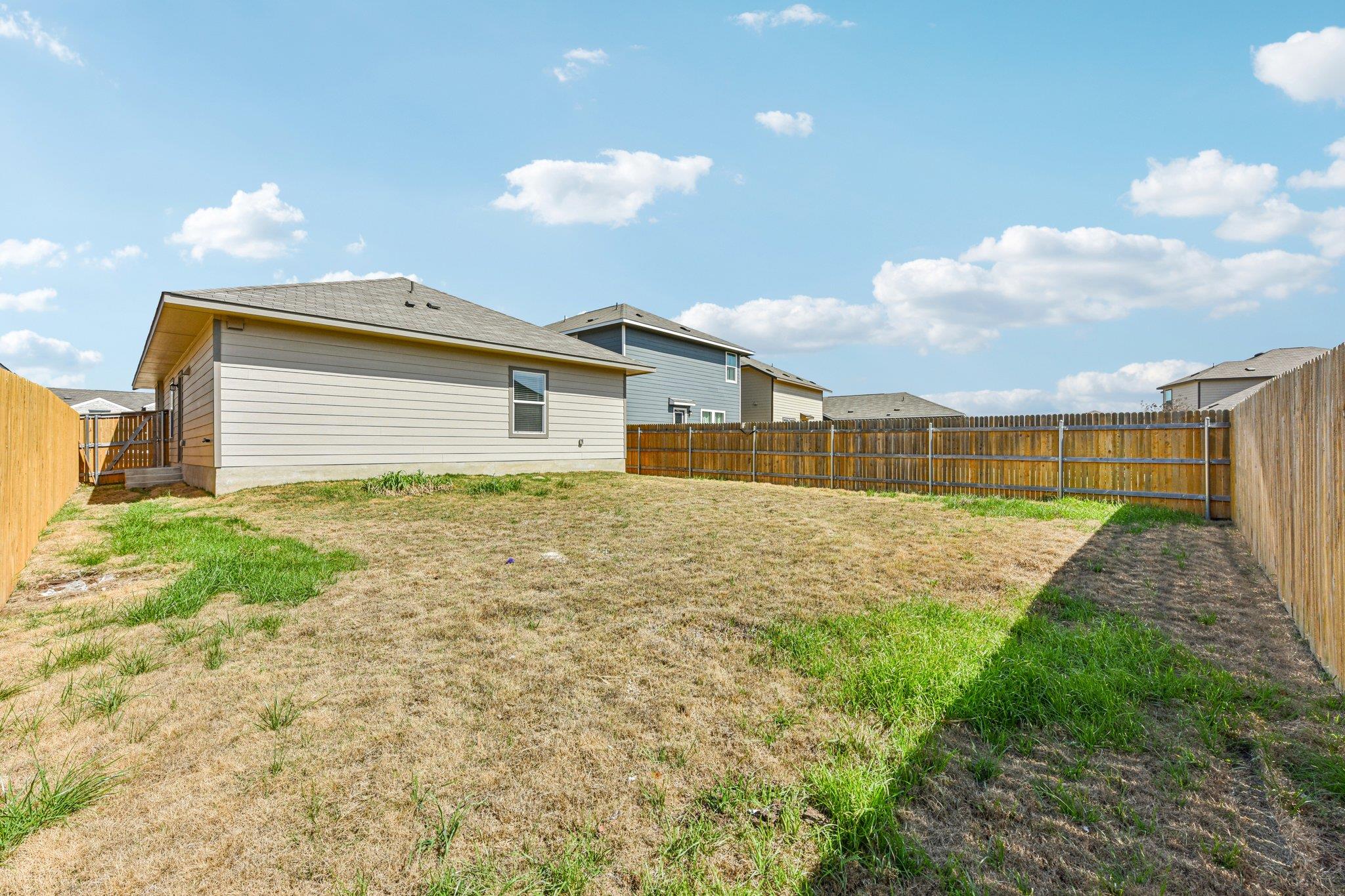 312 The Bad Way, Jarrell, TX 76537