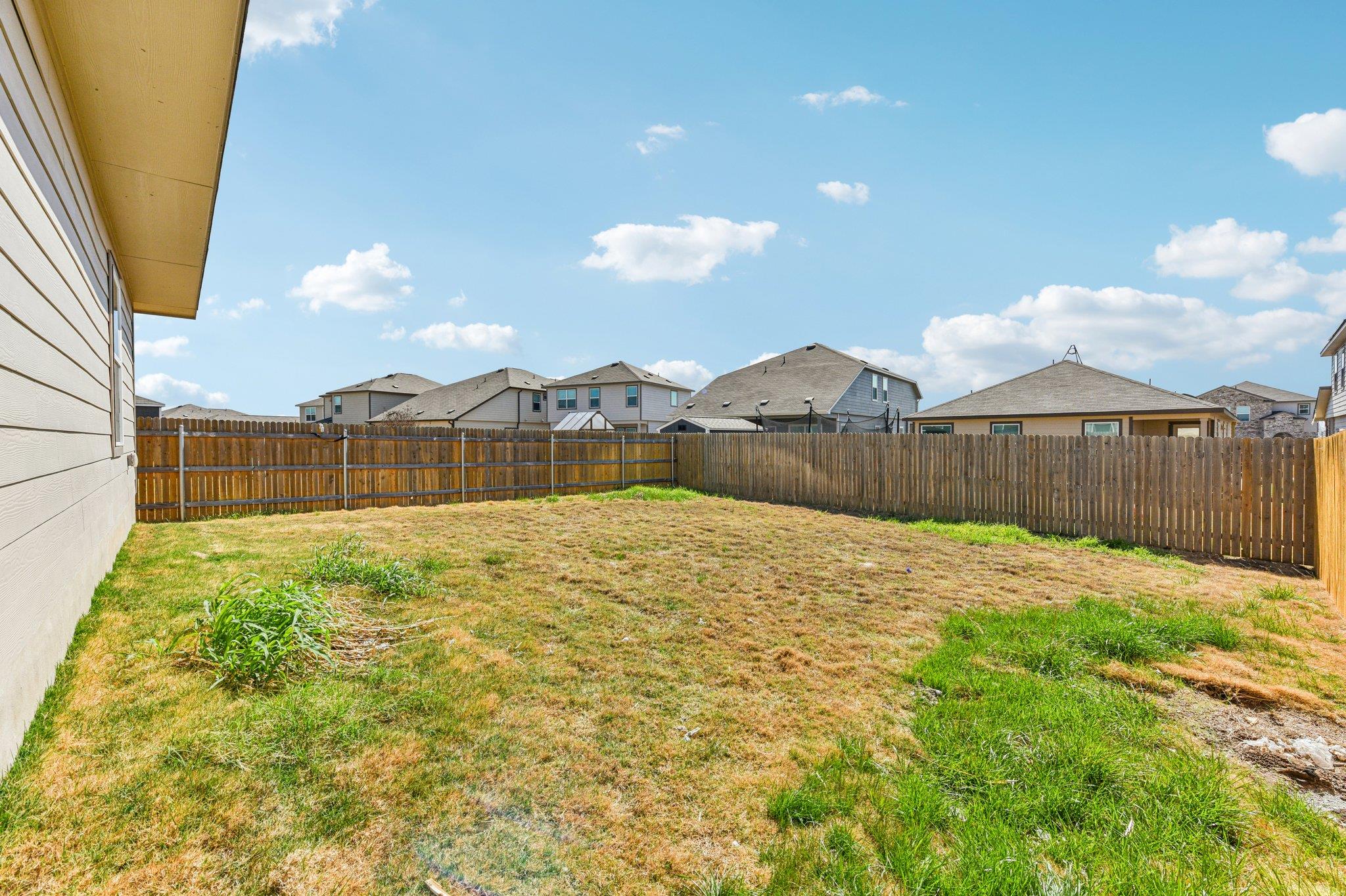 312 The Bad Way, Jarrell, TX 76537