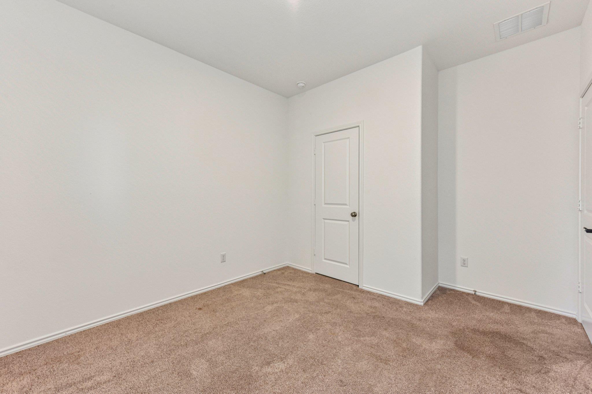 312 The Bad Way, Jarrell, TX 76537