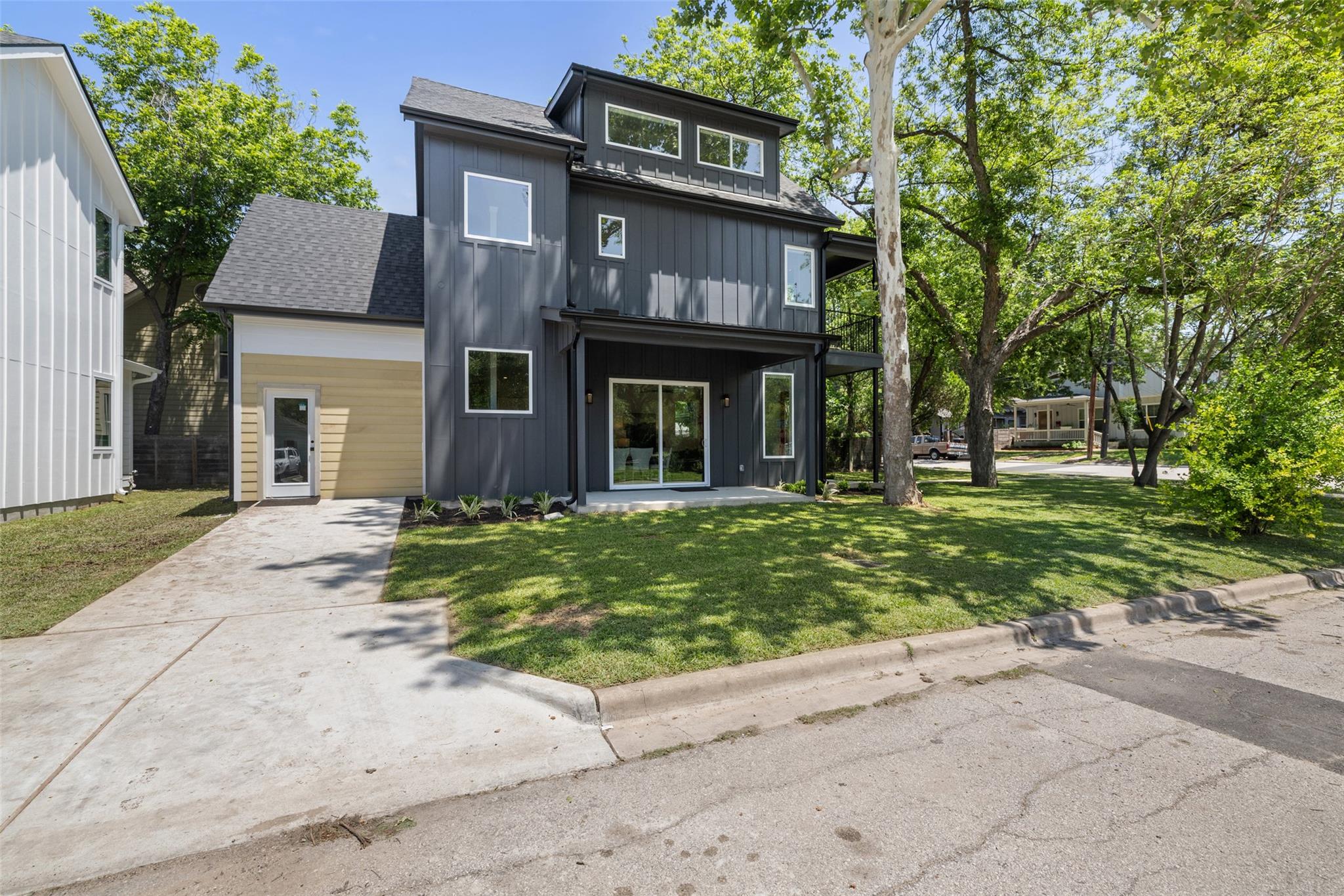 1800 Singleton Ave, Austin, TX 78702