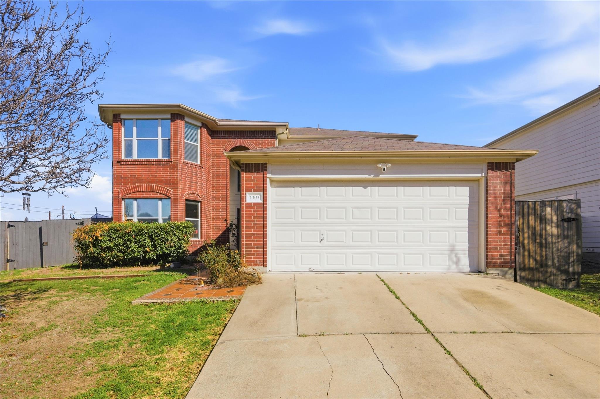 1303 Sunflower Ln, San Marcos, TX 78666