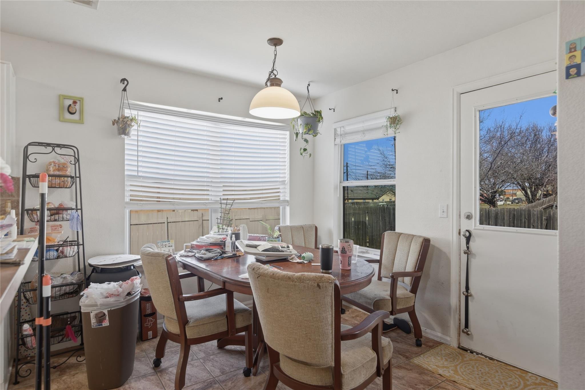 1303 Sunflower Ln, San Marcos, TX 78666