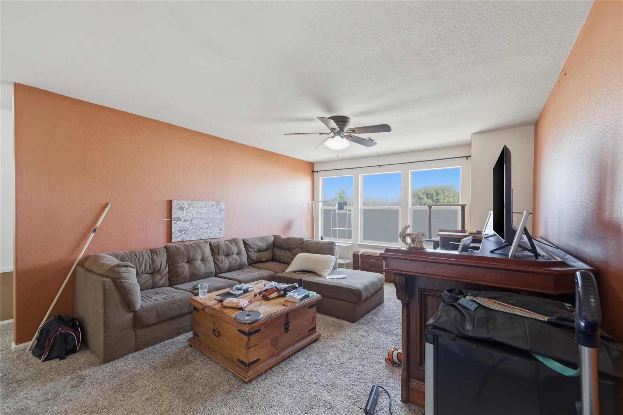 1303 Sunflower Ln, San Marcos, TX 78666