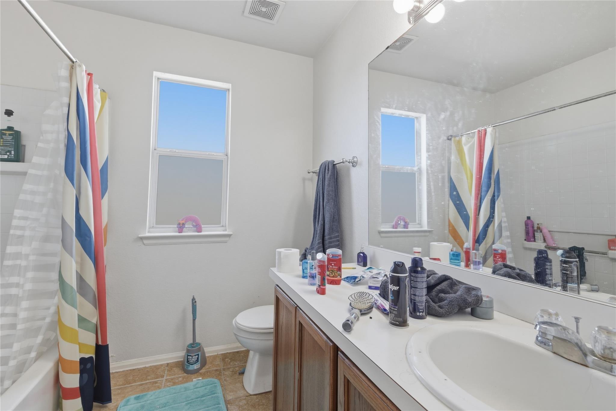 1303 Sunflower Ln, San Marcos, TX 78666