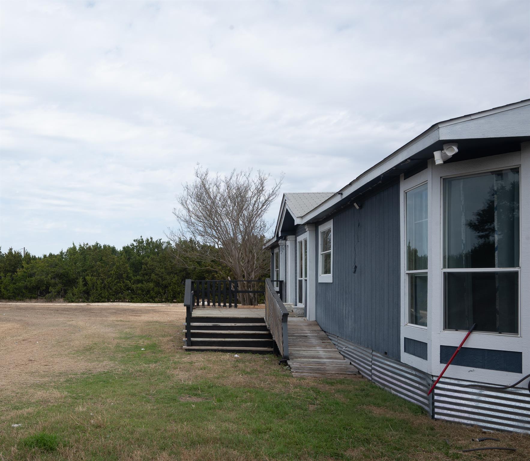 1000 County Rd 201, Liberty Hill, TX 78642