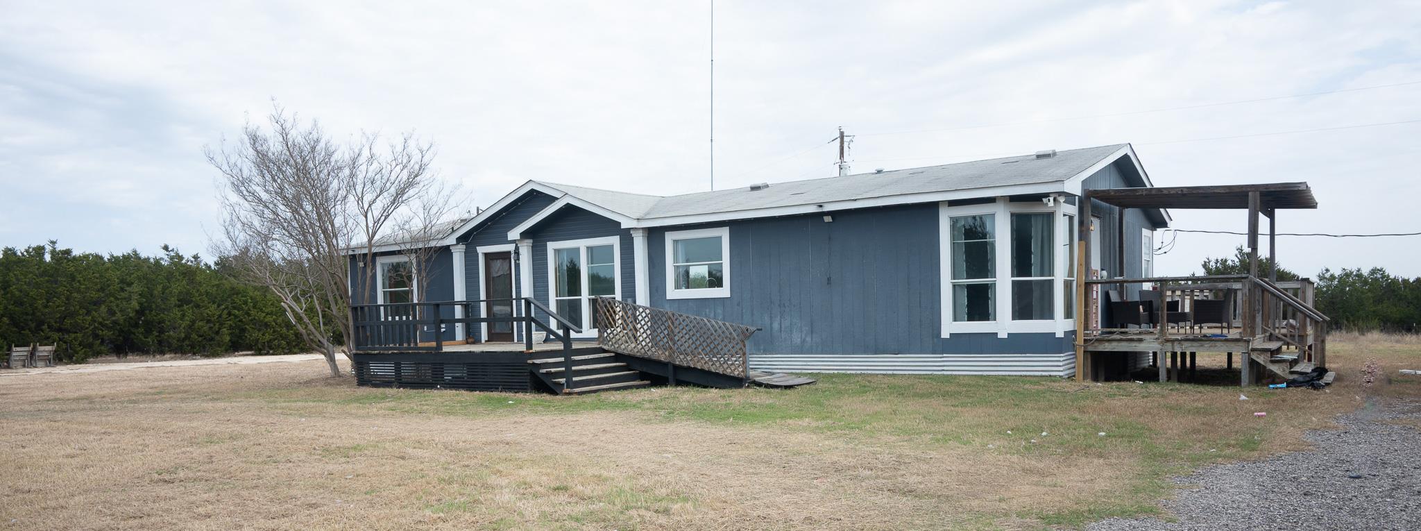 1000 County Rd 201, Liberty Hill, TX 78642