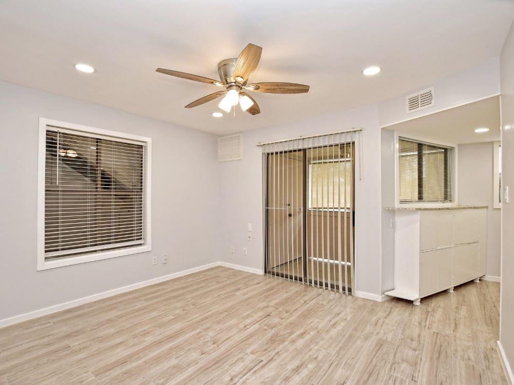 2500 Burleson Rd # 507, Austin, TX 78741