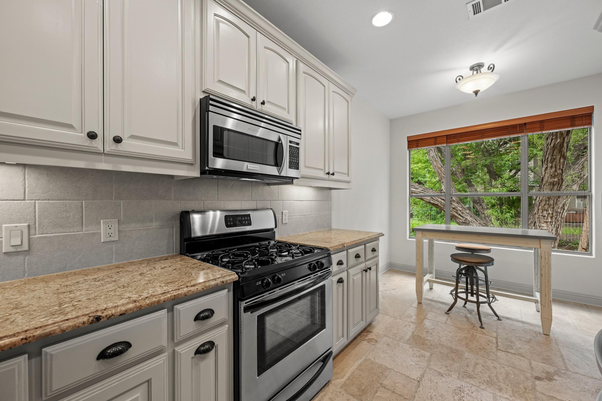 12405 Oro Valley Trl, Austin, TX 78729