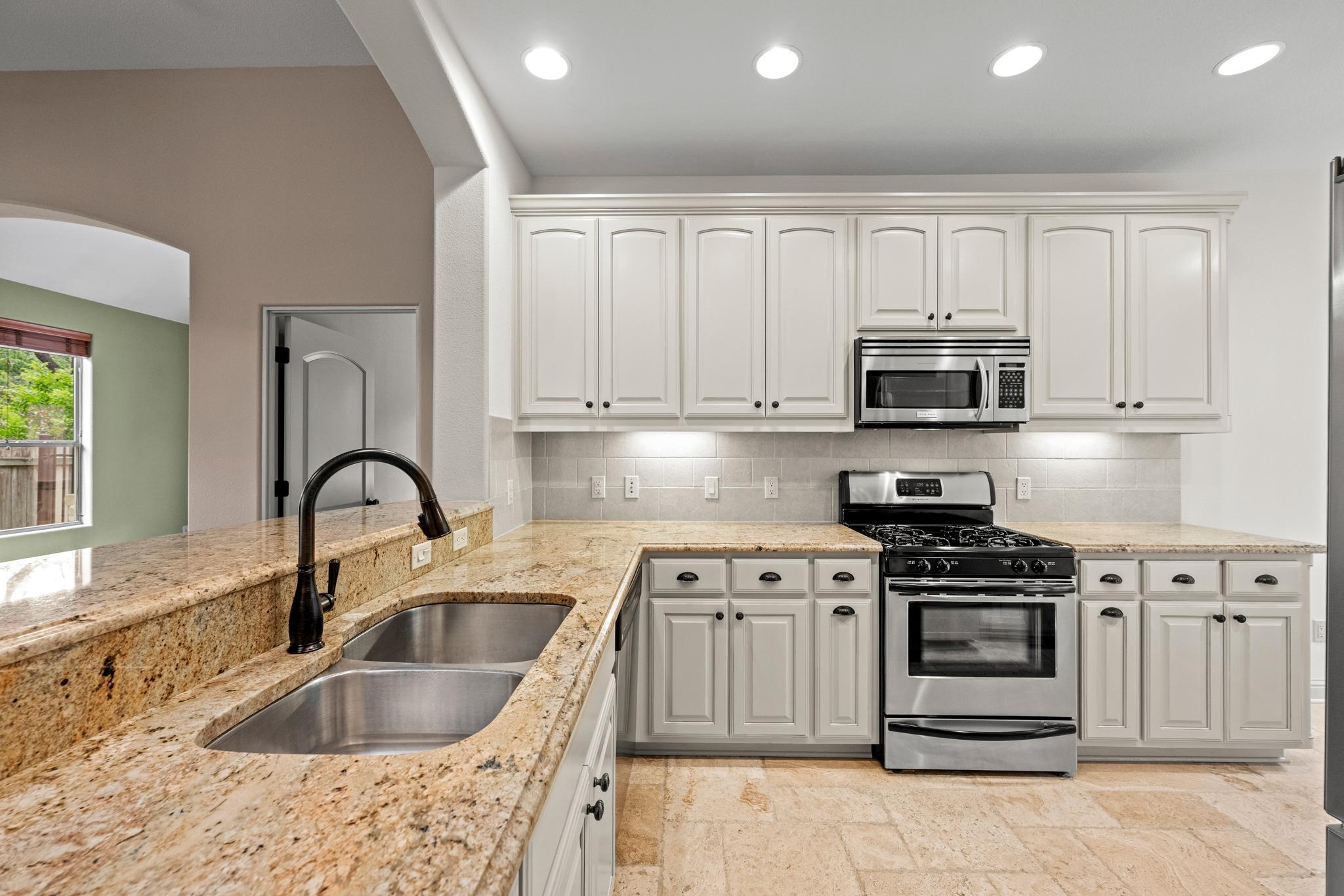 12405 Oro Valley Trl, Austin, TX 78729