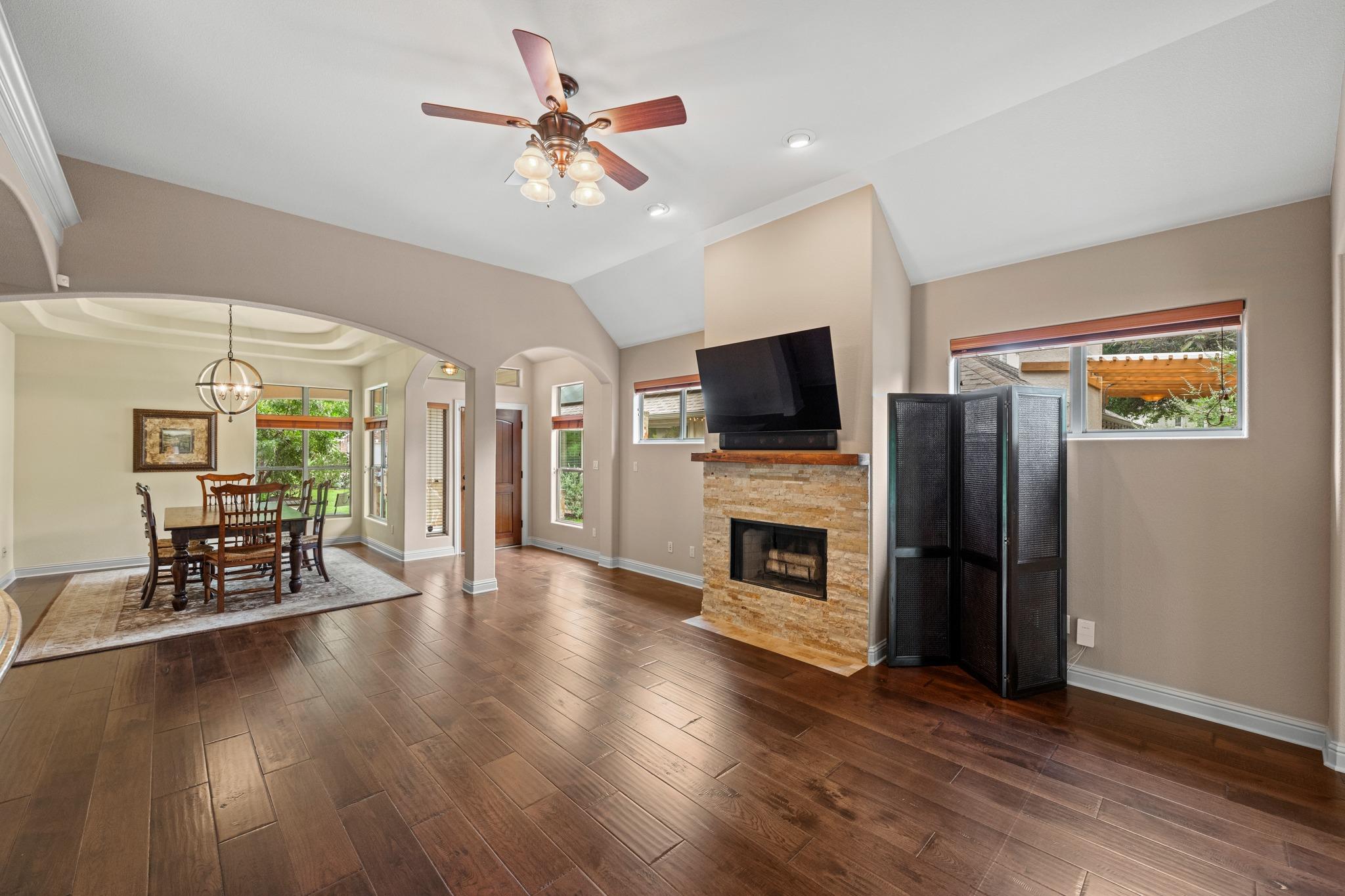 12405 Oro Valley Trl, Austin, TX 78729