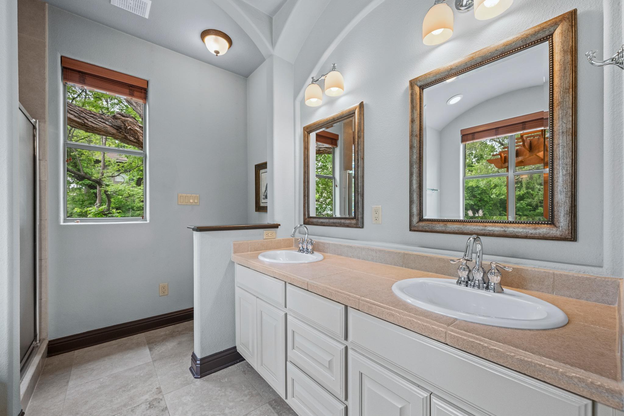 12405 Oro Valley Trl, Austin, TX 78729