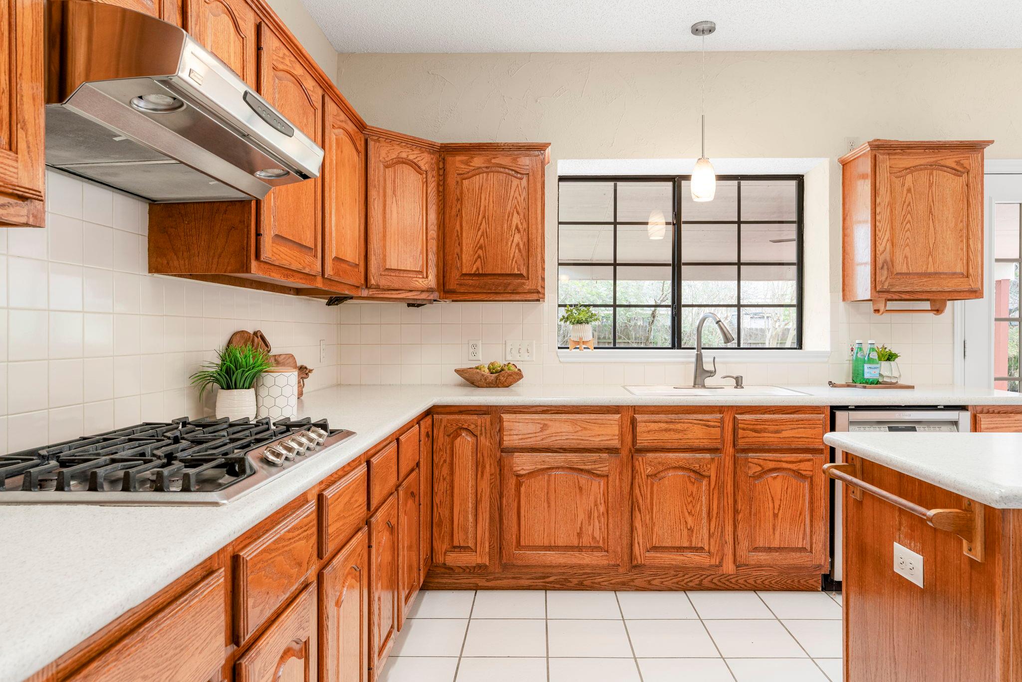 3604 Rocky Ford Dr, Austin, TX 78749