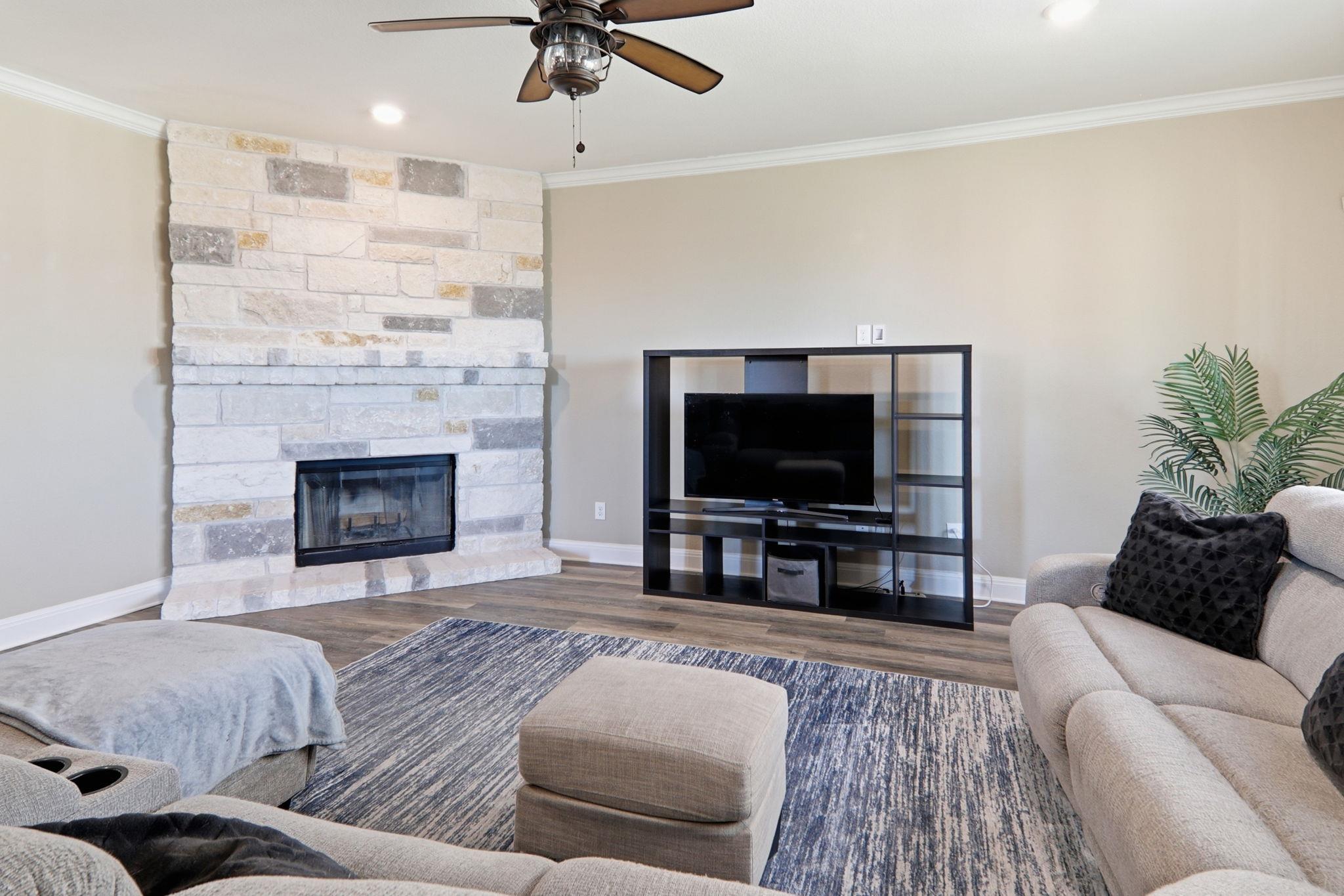 302 Alamosa Dr, Georgetown, TX 78626