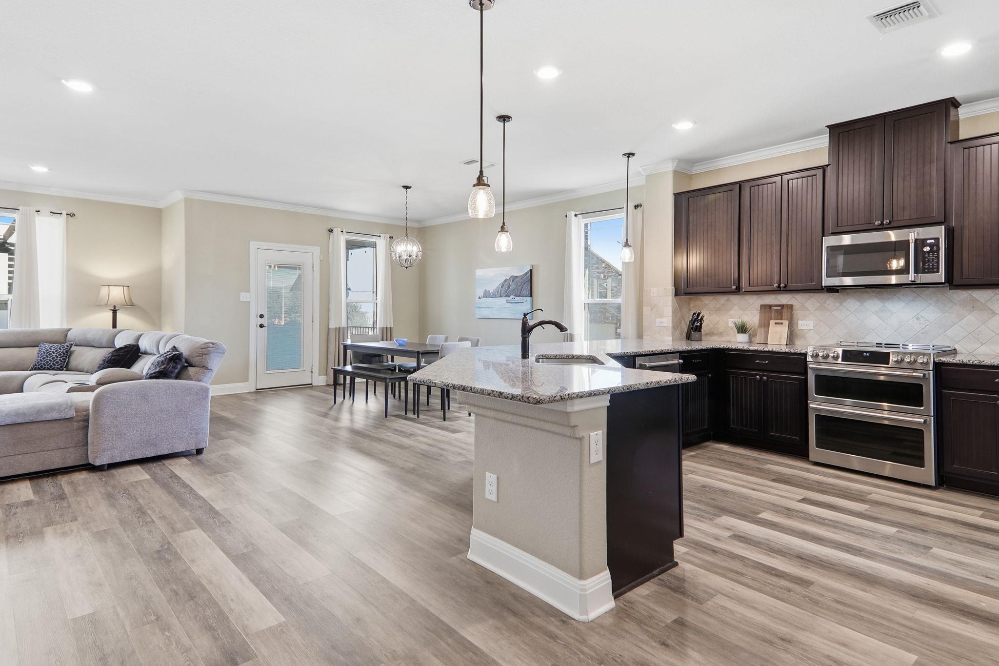 302 Alamosa Dr, Georgetown, TX 78626