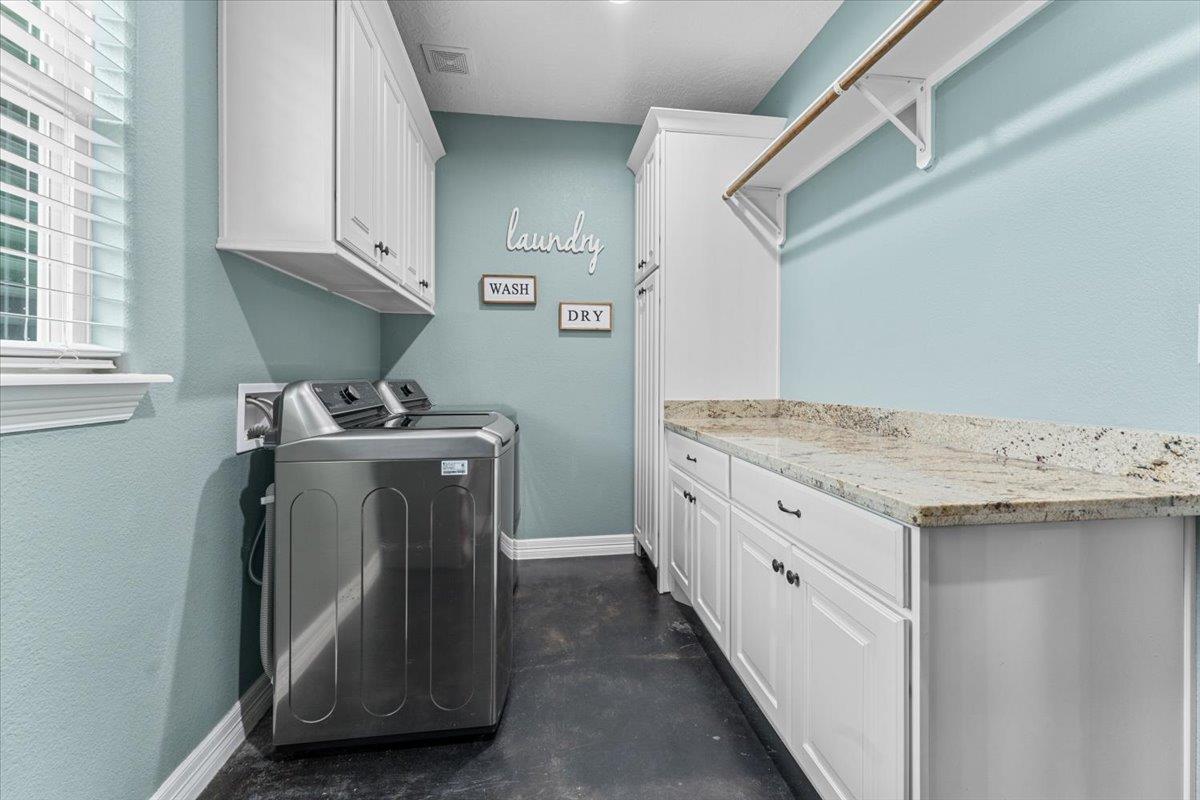 15637 Knotty Oaks Trail, Magnolia, TX 77355