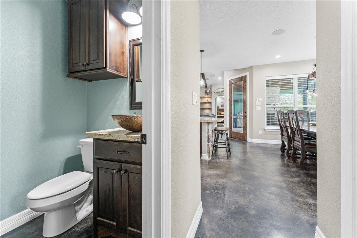 15637 Knotty Oaks Trail, Magnolia, TX 77355