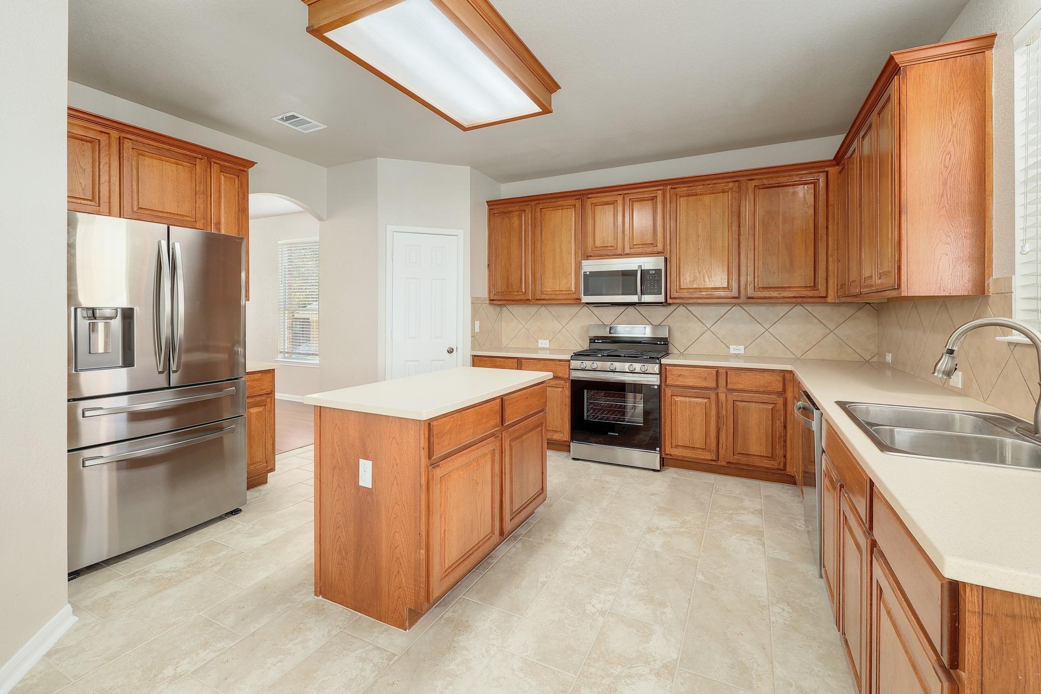 2369 Caprock Pl, Georgetown, TX 78626