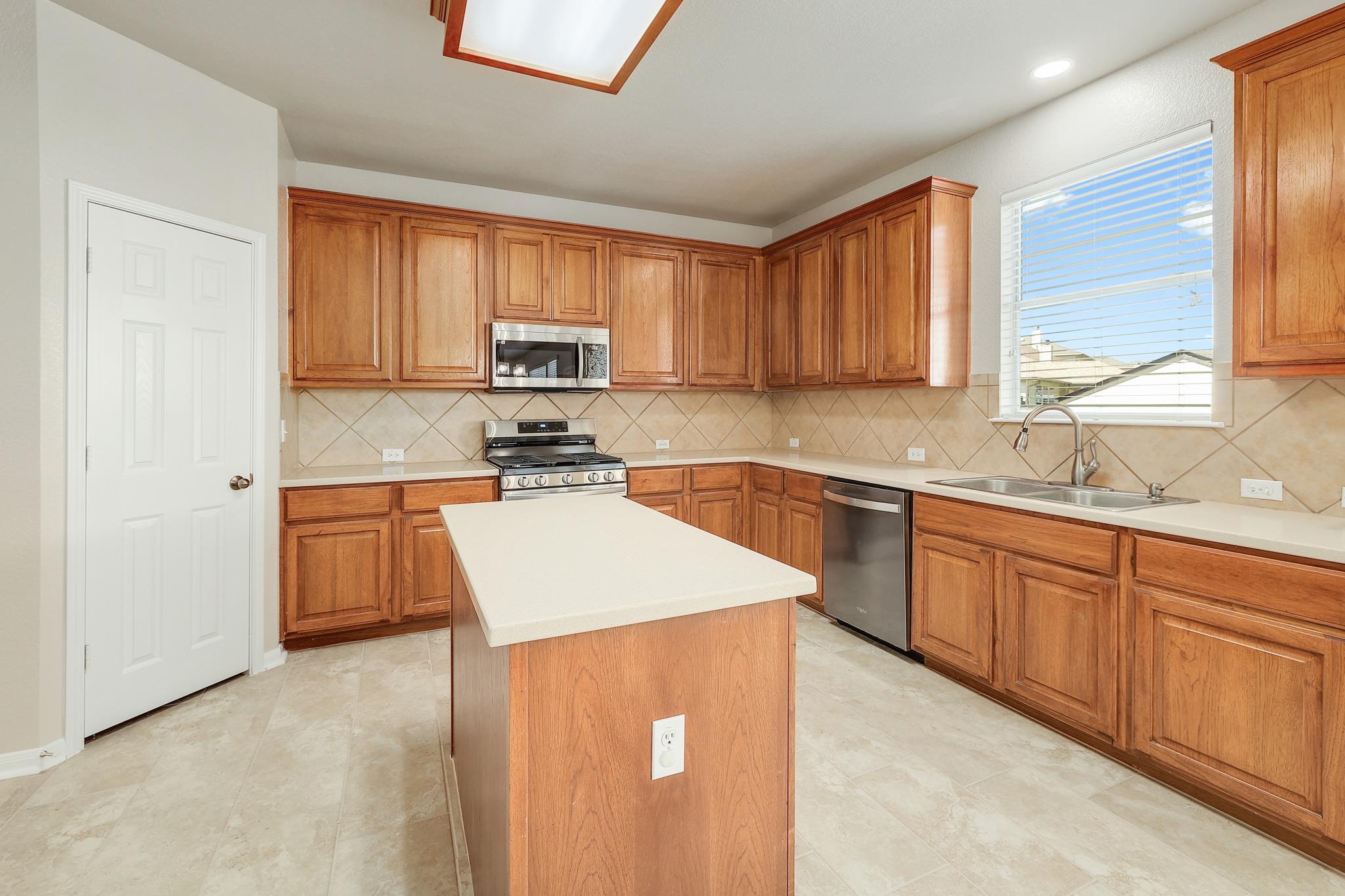 2369 Caprock Pl, Georgetown, TX 78626