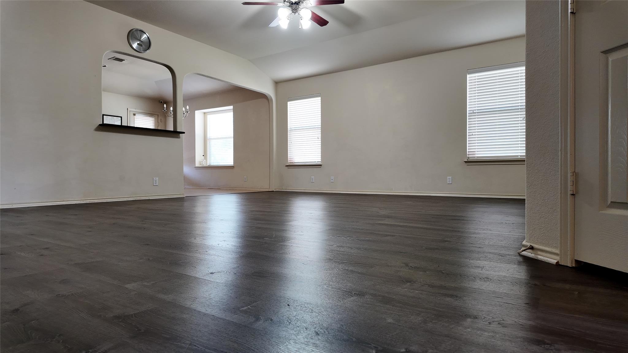 11124 Friendship Dr, Austin, TX 78754