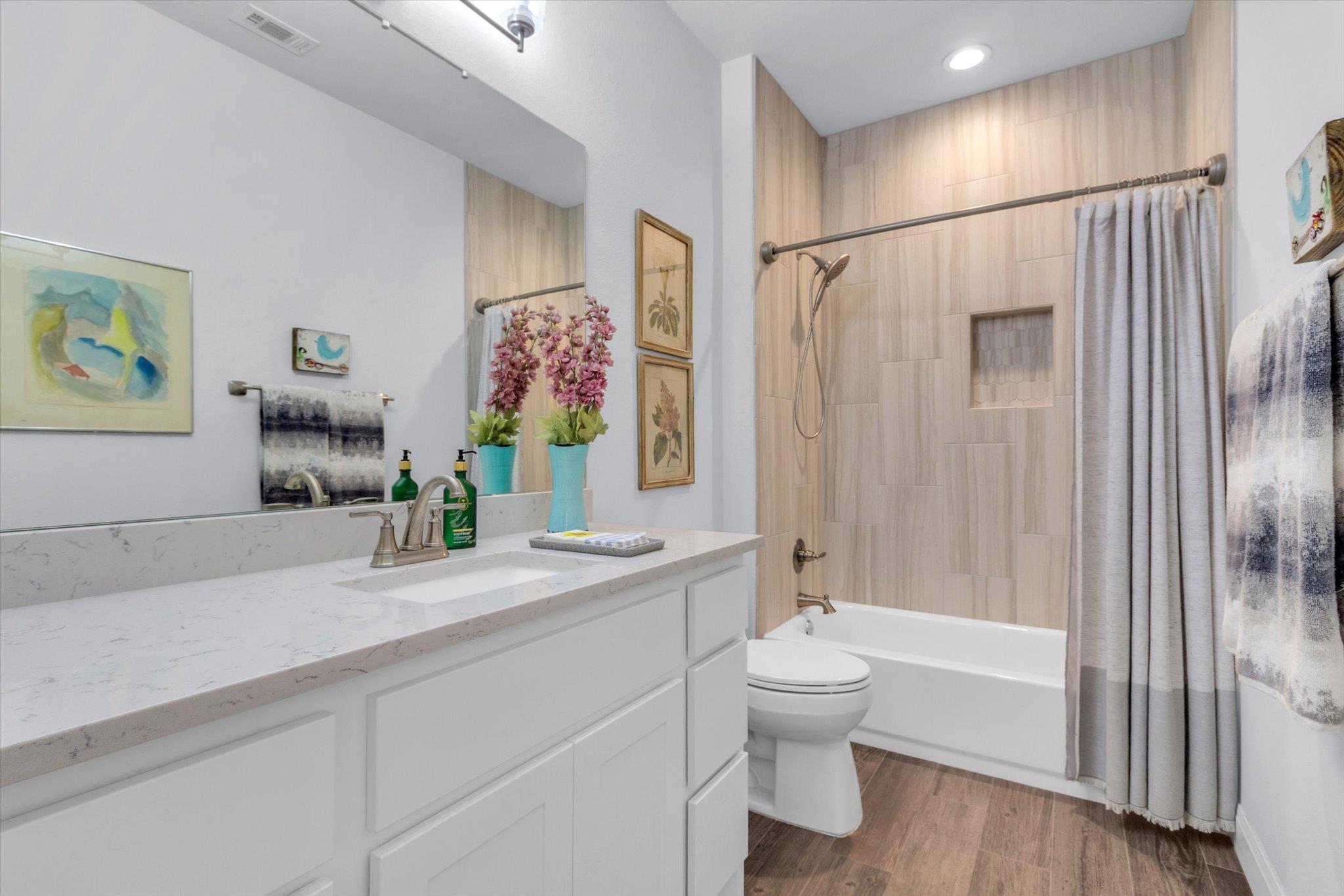 72 Woodacre Dr, Wimberley, TX 78676