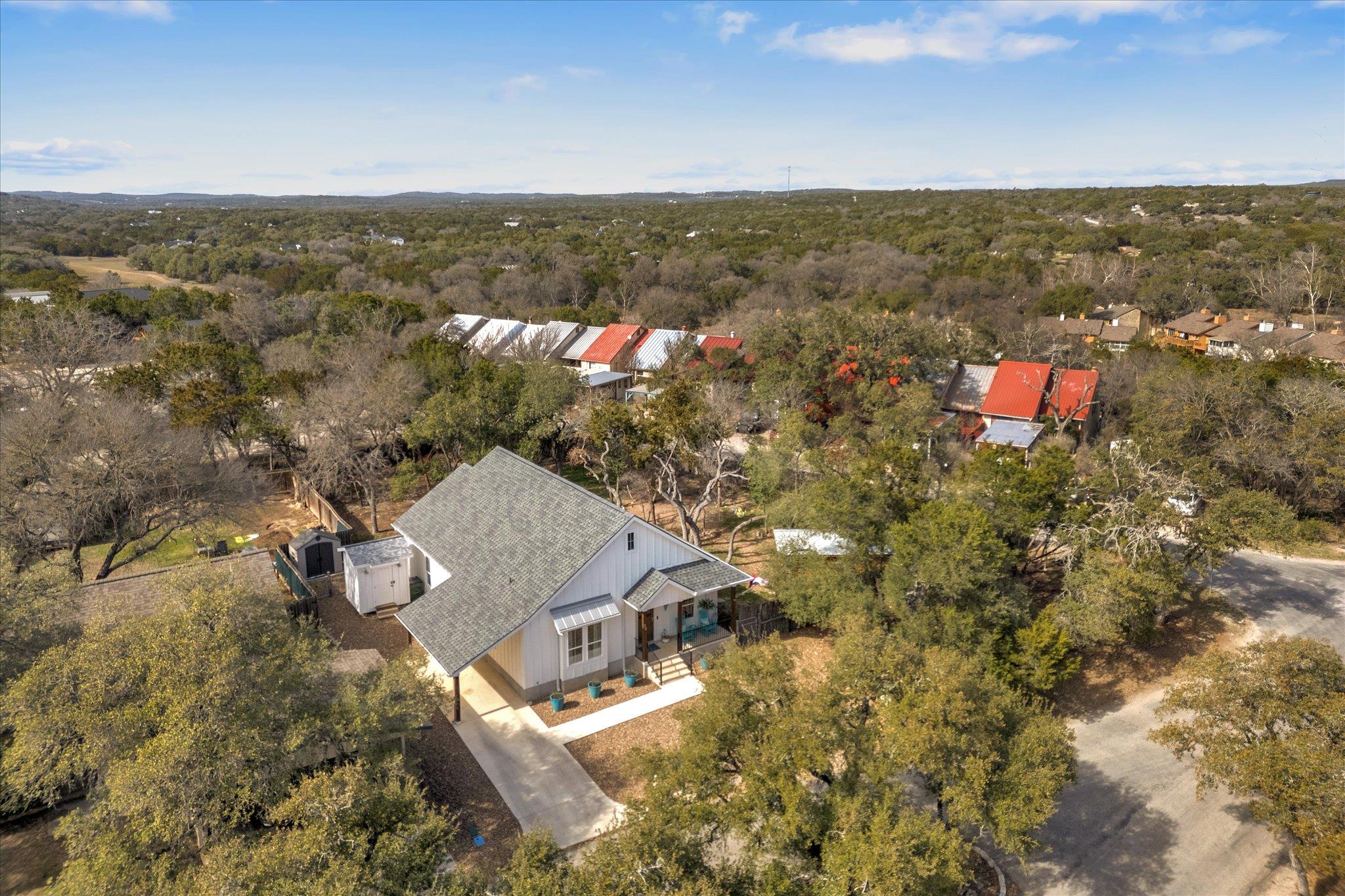 72 Woodacre Dr, Wimberley, TX 78676