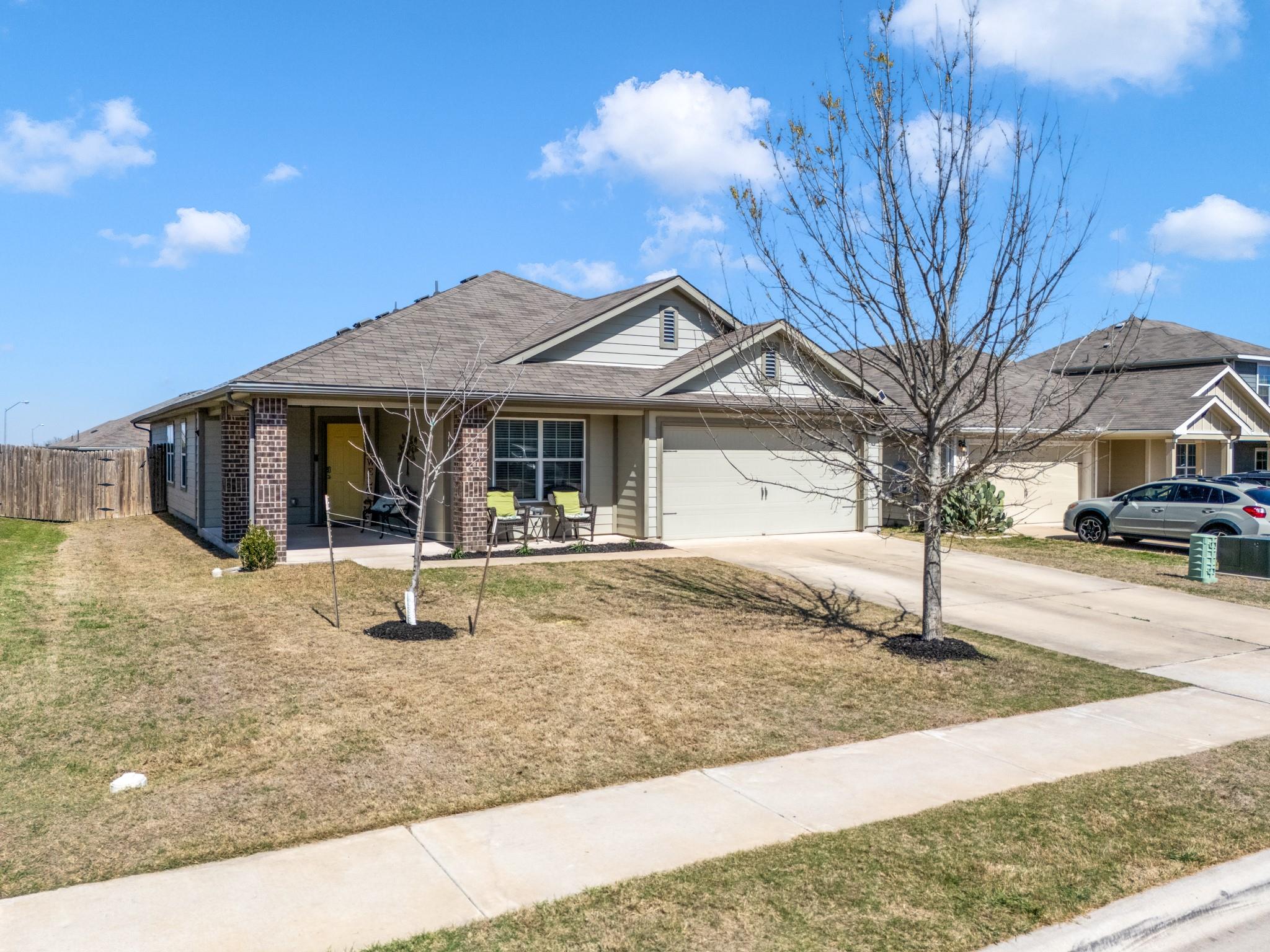 117 Garcitas Creek Ln, Hutto, TX 78634