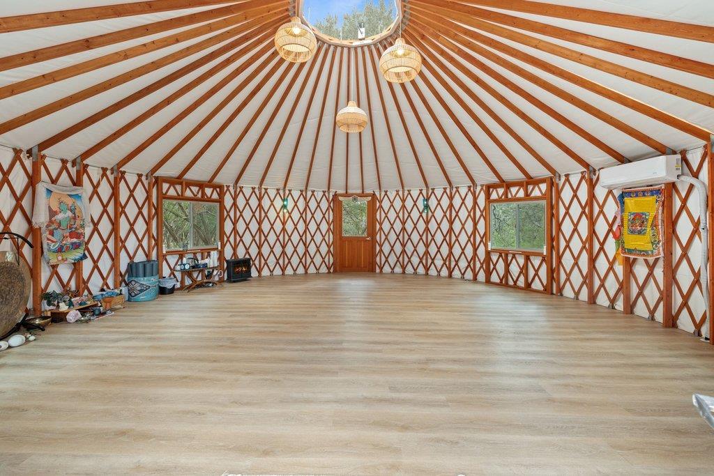 321 Lea Ln, Wimberley, TX 78676