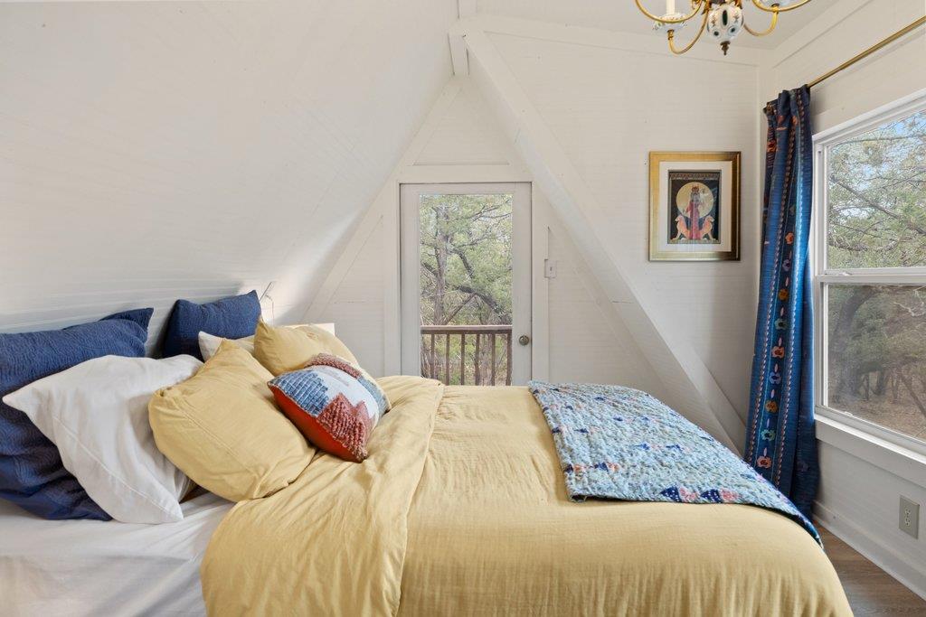 321 Lea Ln, Wimberley, TX 78676