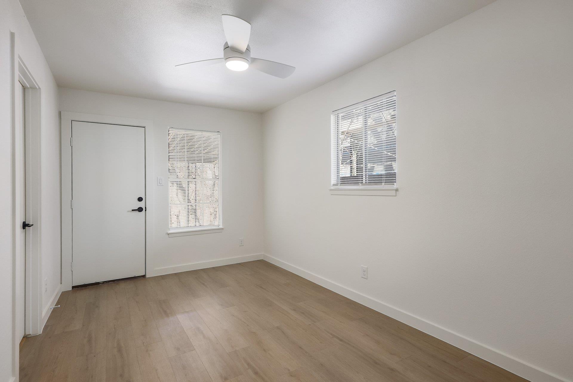 902 Jessie St # B, Austin, TX 78704