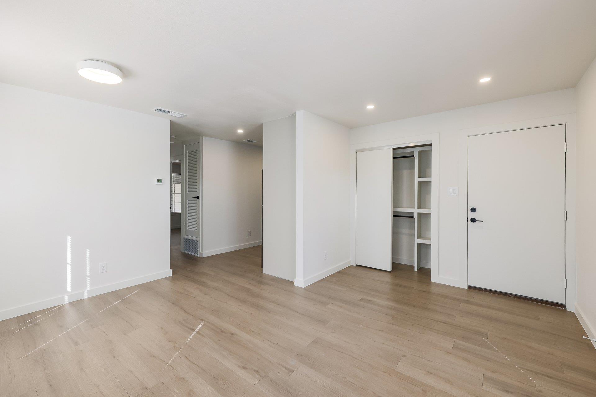 902 Jessie St # B, Austin, TX 78704