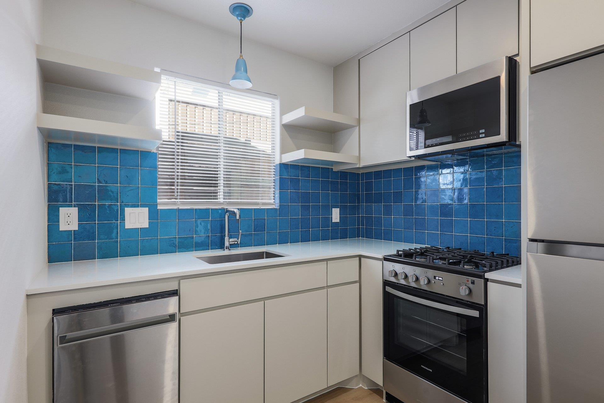 902 Jessie St # B, Austin, TX 78704