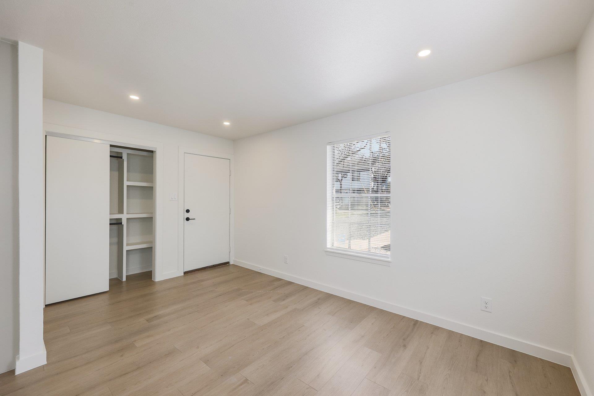 902 Jessie St # B, Austin, TX 78704